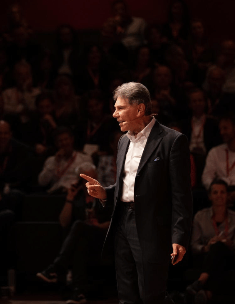 Dr CIaldini speaks on the power of influence