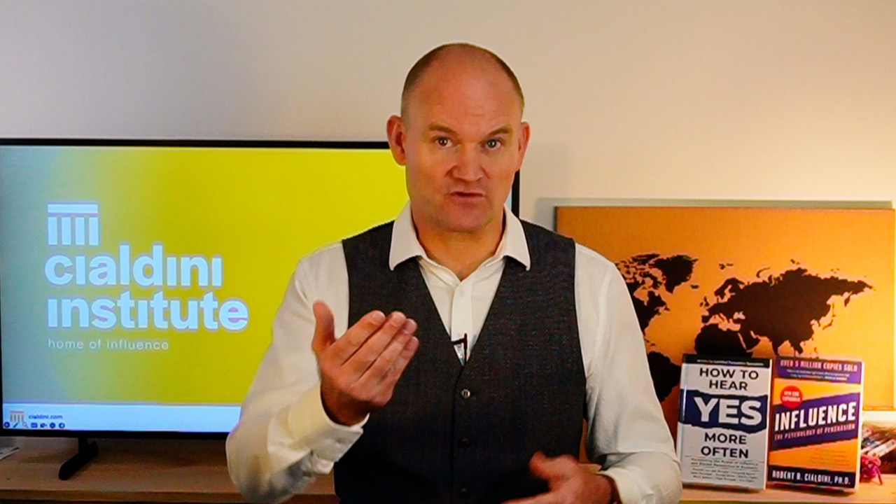 Patrick van der Burght teaching sales training and ethical persuasion