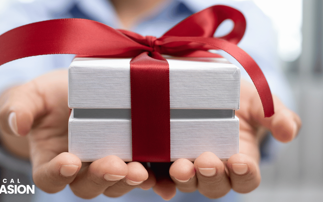 Are GIFTS OR REWARDS BETTER TO PERSUADE WITH?